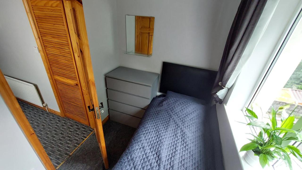 Small Single Room Letterkenny Bagian luar foto